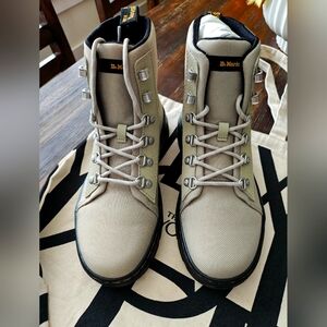 Dr. Martens size 8 women's new with box